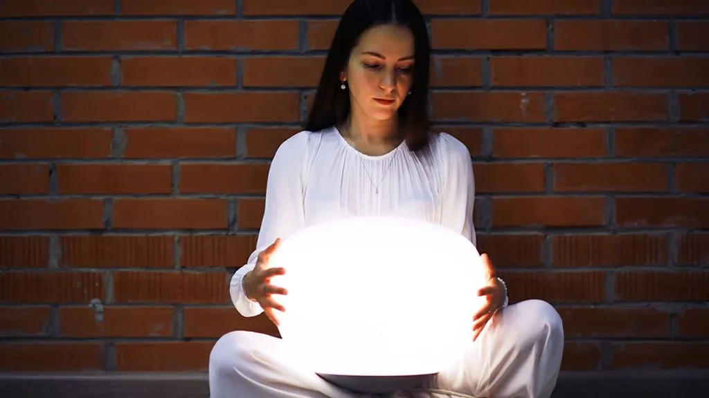 Guide complet : Comment choisir une lampe de luminothérapie en 2025 ?