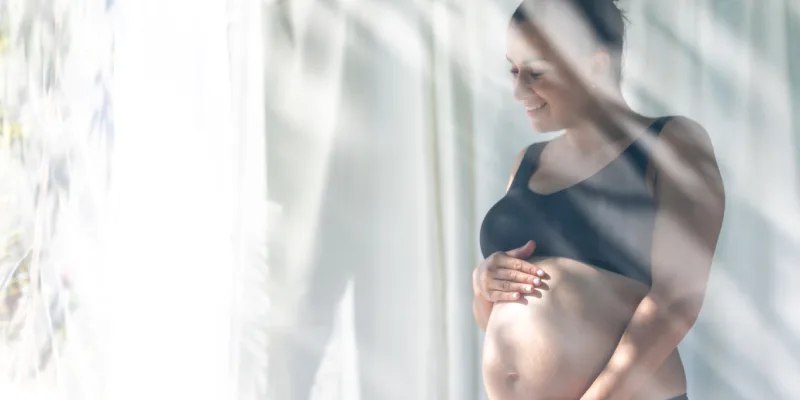Luminothérapie et grossesse : bienfaits, risques et précautions